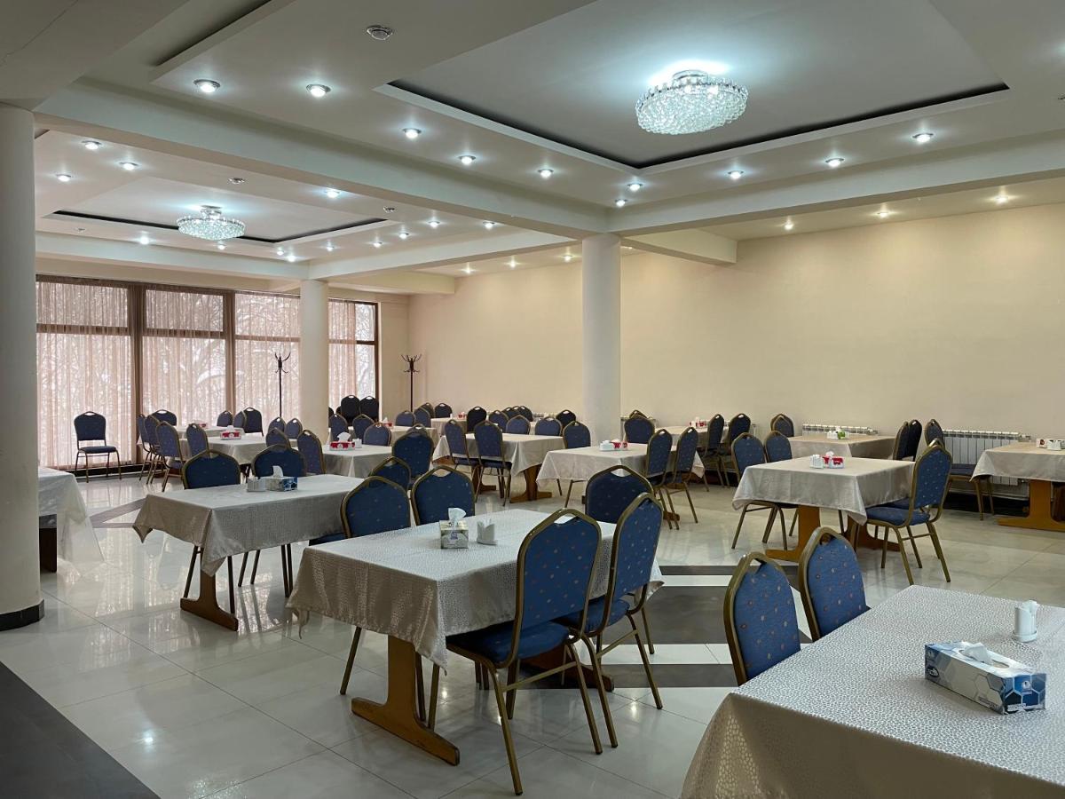 Ripa Hotel Tsaghkadzor Exterior foto